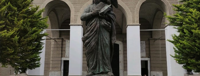 Aziz Yuhanna Katedral Bazilikası is one of İzmir.