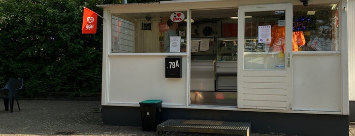 Snackbar 't Dammetje is one of Snackbar categorized as fast food.