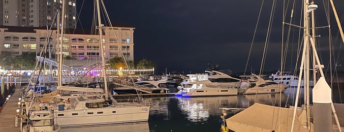 Straits Quay Seaside is one of Penang Eats.