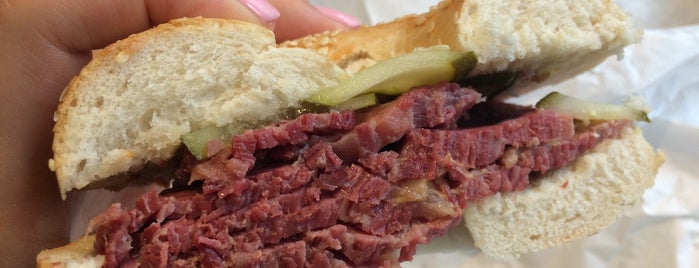 Tongue & Brisket is one of Jewish/Israeli Food in London.