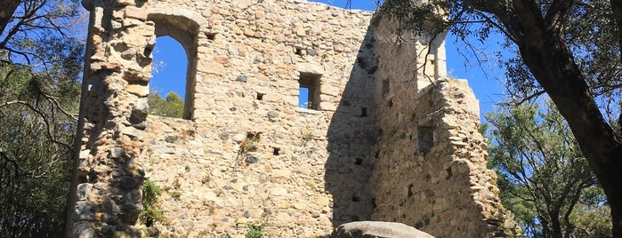 Castello Lu Baldu is one of Incantos de Sardigna.