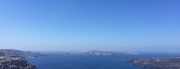 Thira is one of Santorini.