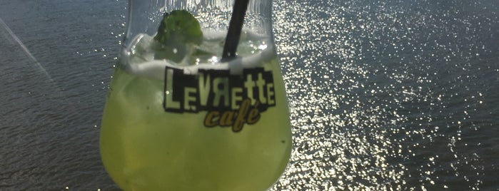 Levrette Café is one of Nantes.