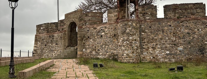 Riva Kalesi is one of Lugares favoritos de Murat.