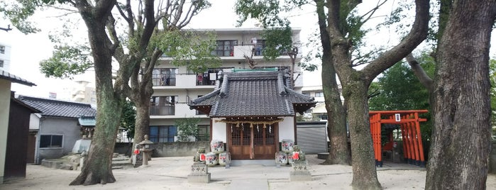 日吉神社 is one of 摂津国武庫郡の神社.