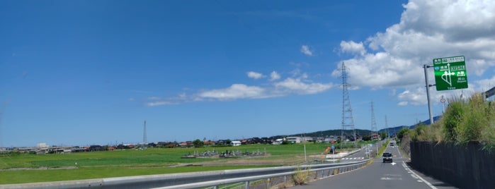 日野川東IC is one of 山陰自動車道.