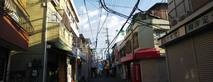 池田本通り商店街 is one of OSAMPO.