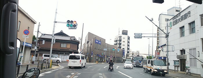 宮前東交差点 is one of 交差点 (Intersection) 11.