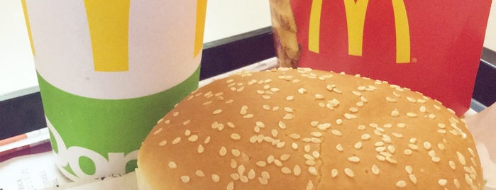 McDonald's is one of Oguzhan : понравившиеся места.