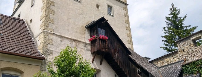 Martinsturm is one of Lieux qui ont plu à Y.