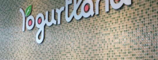 Yogurtland is one of Lieux qui ont plu à Oscar.