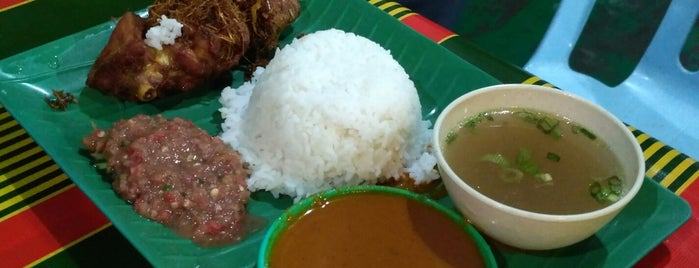 Nasi Kukus Ayam Dara is one of Makan @ Gombak/H. Langat/H. Selangor #2.