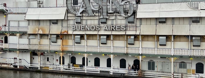 Буэнос-Айрес is one of Favoritos.
