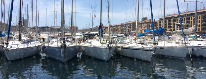 Old Port of Marseille is one of Alejandro's Saved Places.