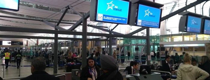Air Transat Check-in is one of Michi : понравившиеся места.
