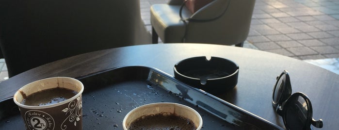 Kahve Dükkanı is one of Locais curtidos por Aydin.