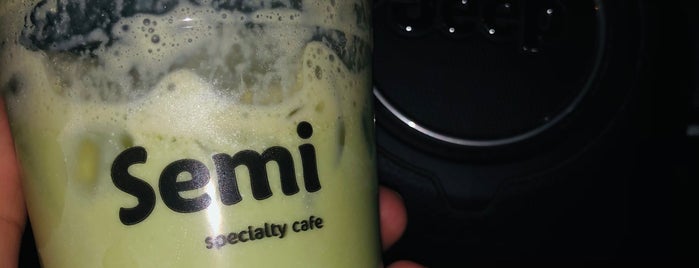 Semi‏ Specialty Cafe is one of Hesham'ın Beğendiği Mekanlar.