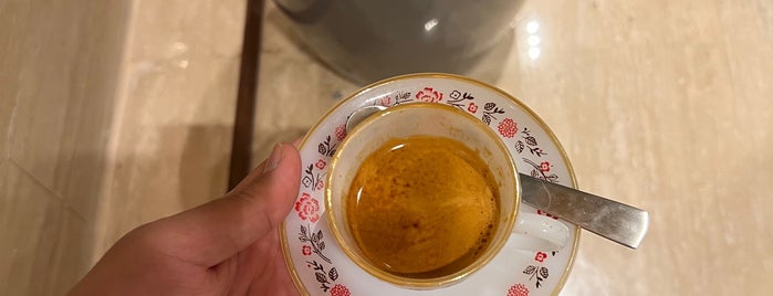 Knoll Coffee Roasters is one of Hesham : понравившиеся места.