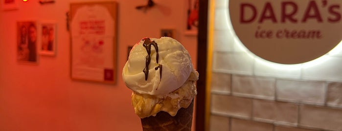 Dara’s Ice Cream is one of Tempat yang Disukai Hesham.