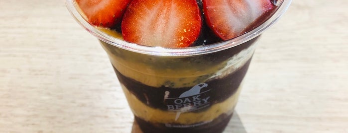 Oakberry Açai is one of Heshamさんのお気に入りスポット.