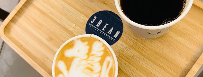 3 Bean Coffee Roastery is one of Hesham : понравившиеся места.