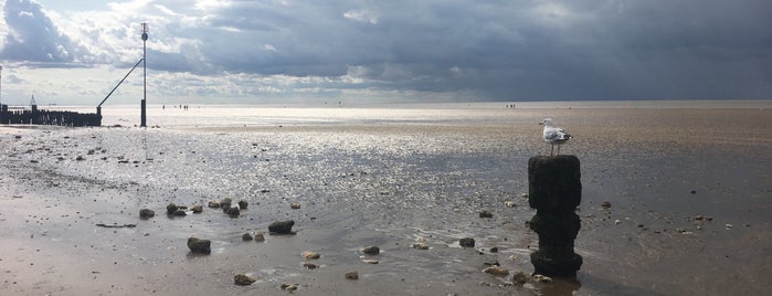 Hunstanton Beach is one of Best places to see if your a pirate like me.