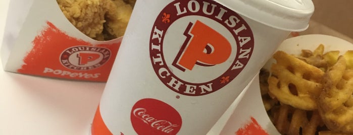 Popeyes Louisiana Kitchen is one of Reşat’s Liked Places.