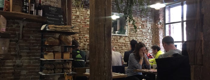 PUM PUM CAFÉ is one of Madrid: It's a MAD, Mad World.