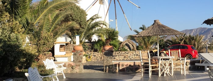 Milos Villas is one of Santorini hotels.