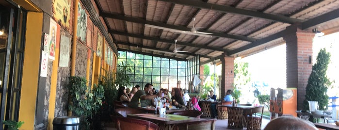 Restaurante Los Generales is one of Places to go.