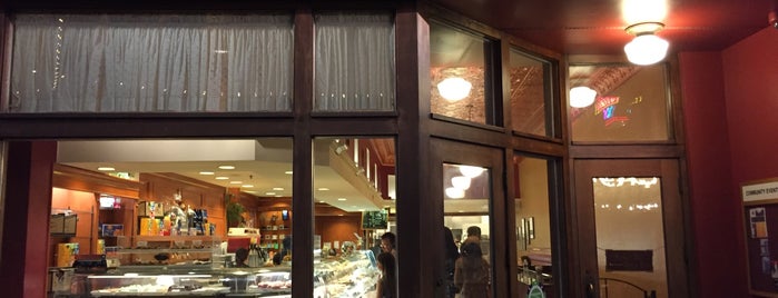 Astoria Pastry Shop is one of Roadtrip Dec.