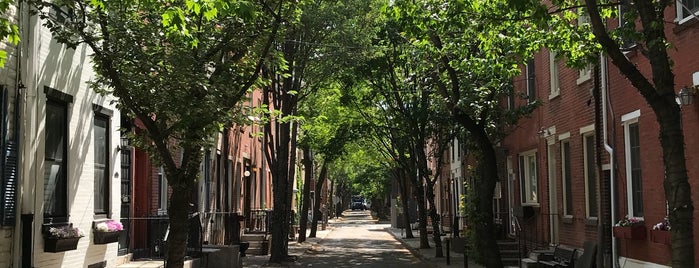 Addison Street is one of Orte, die Lore gefallen.
