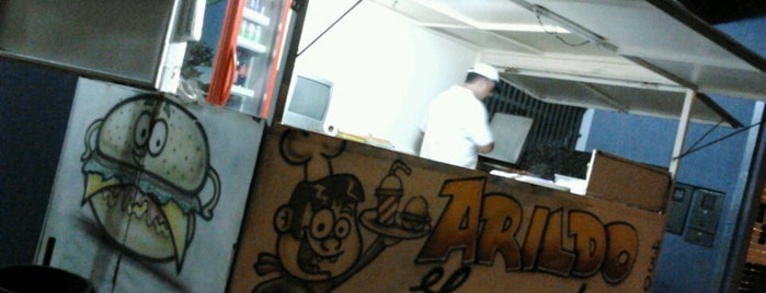 Arildo Lanches is one of Oi.