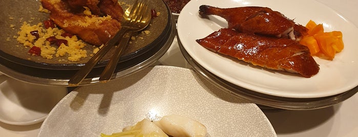 Flower Drum 萬壽宮 is one of Melbourne | Foods.
