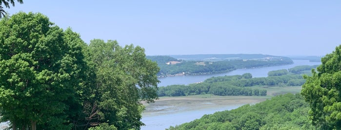 Chestnut Mountain Resort is one of Galena.