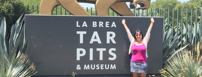 La Brea Tar Pits & Museum is one of Tempat yang Disukai Stacy.