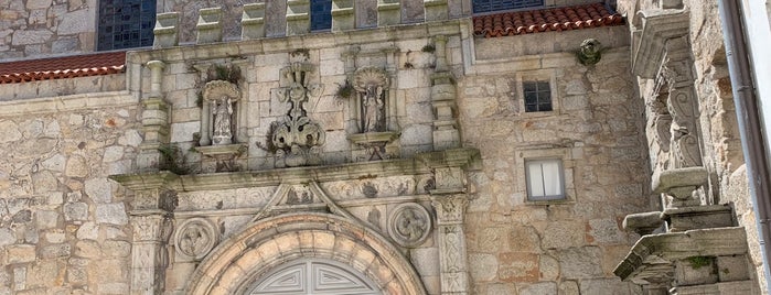 Igreja de Santa Clara is one of Tempat yang Disukai Stacy.