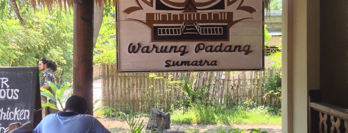Warung Padang Sumatra is one of Lugares favoritos de Stacy.