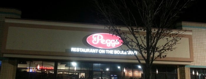 Peggs Restaurant is one of Locais curtidos por Paul.