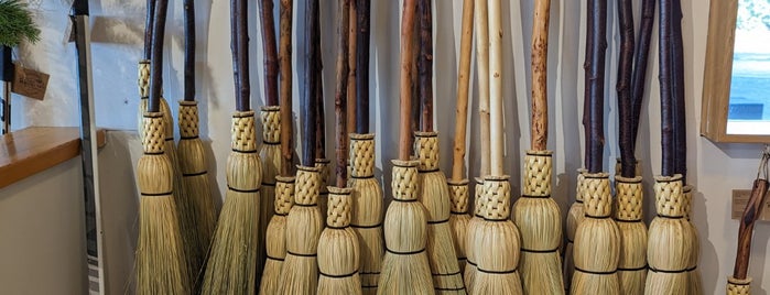 Granville Island Broom Co. is one of A Guide to Vancouver (& suburbia).
