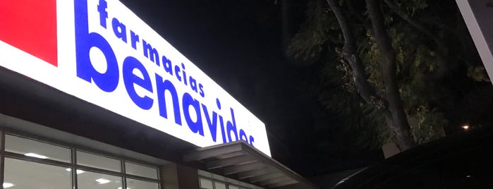 Farmacia Benavides is one of Locais curtidos por Wong.