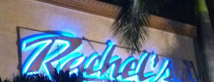 Rachel's Men's Club Palm Beach is one of Orte, die Joshua gefallen.