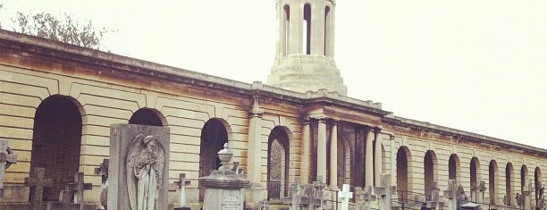 Brompton Cemetery is one of London.