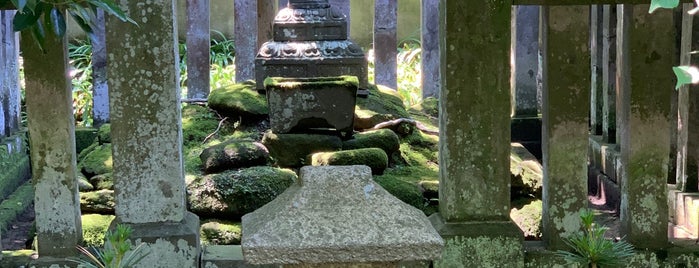 Grave of Hojo Tokiyori is one of 神奈川ココに行く！ Vol.11.