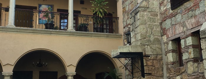 Hotel Casantica is one of Lugares favoritos de Penelope.