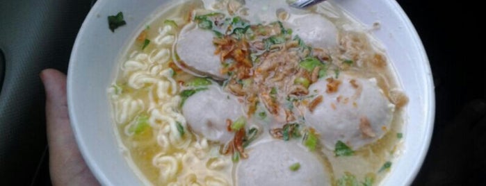 Bakso gepeng Apotik Rini is one of a walk to remember.