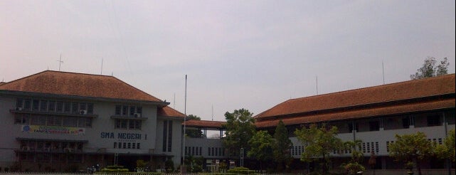 SMA Negeri 1 Semarang is one of Time for a Miracle :).