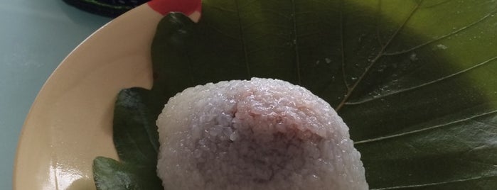 鎰良光 is one of 和菓子/京都 - Japanese-style confectionery shop in Kyo.