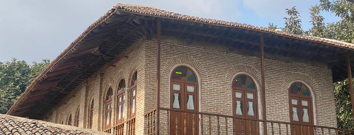 Amirlatifi's Historical House | خانه تاريخى اميرلطيفى is one of Places.