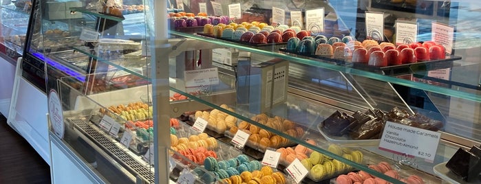 Le Macaron is one of Bakery.